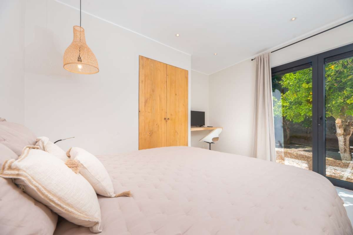 Villa for sale in Sant Llorenç de Balàfia
