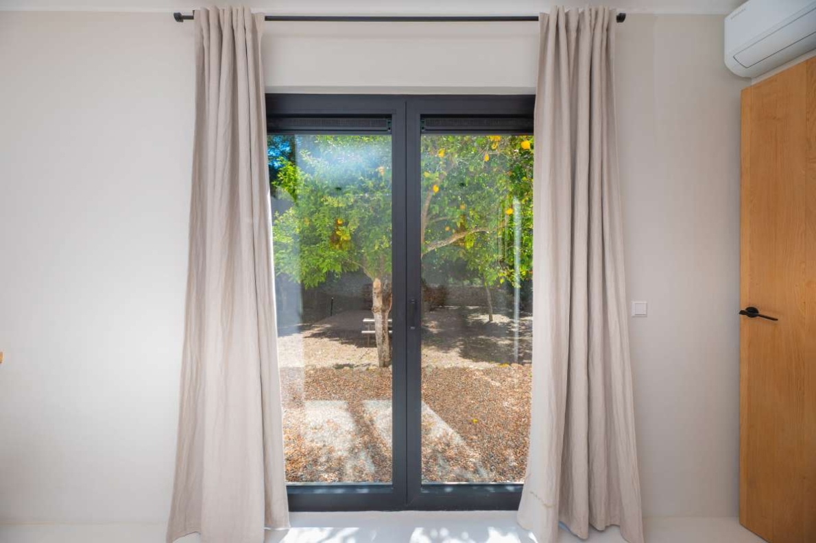 Villa for sale in Sant Llorenç de Balàfia