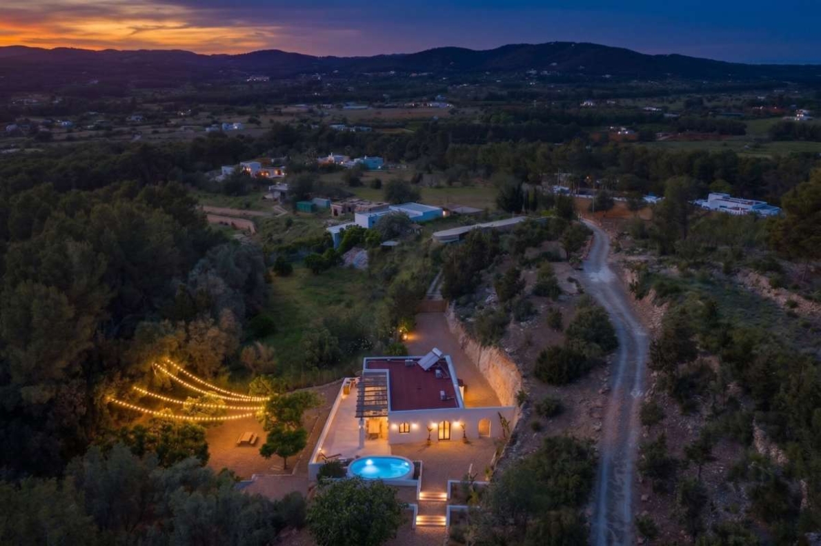 Villa for sale in Sant Llorenç de Balàfia