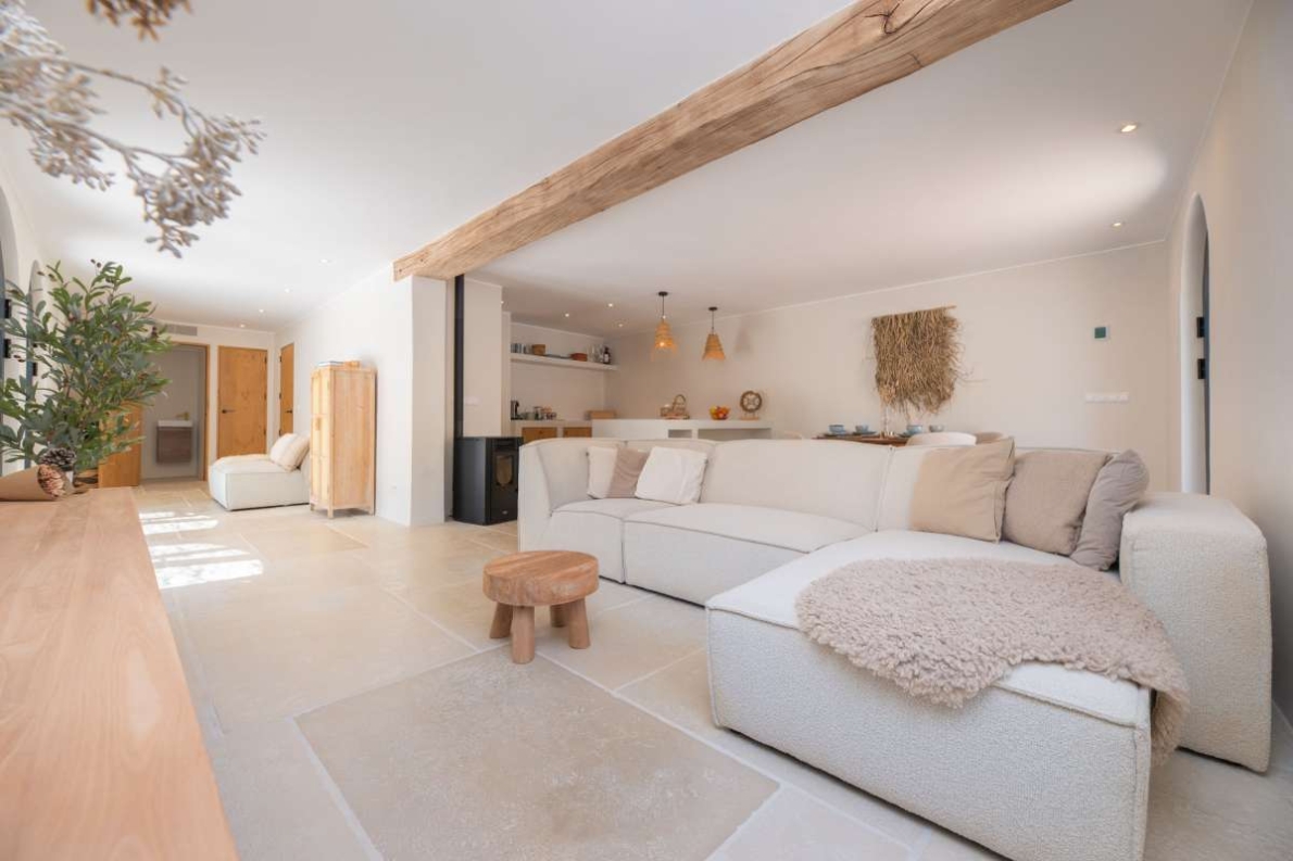 Villa for sale in Sant Llorenç de Balàfia