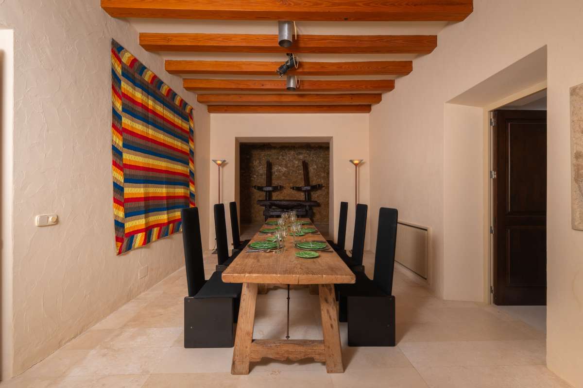DP-91-751175-12 Villa for sale in Dalt Vila