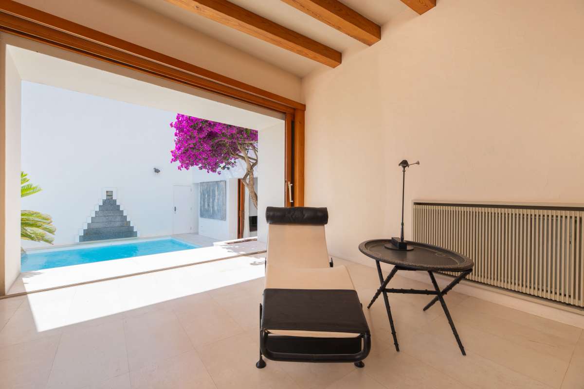 DP-91-751175-16 Villa for sale in Dalt Vila