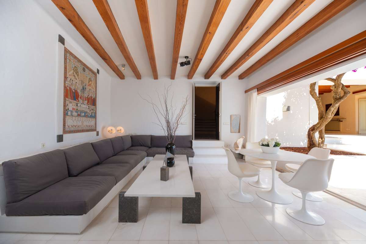DP-91-751175-4 Villa for sale in Dalt Vila