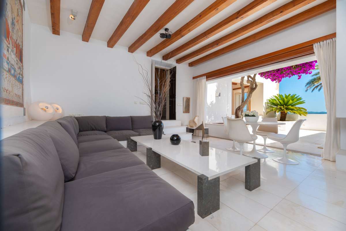DP-91-751175-5 Villa for sale in Dalt Vila