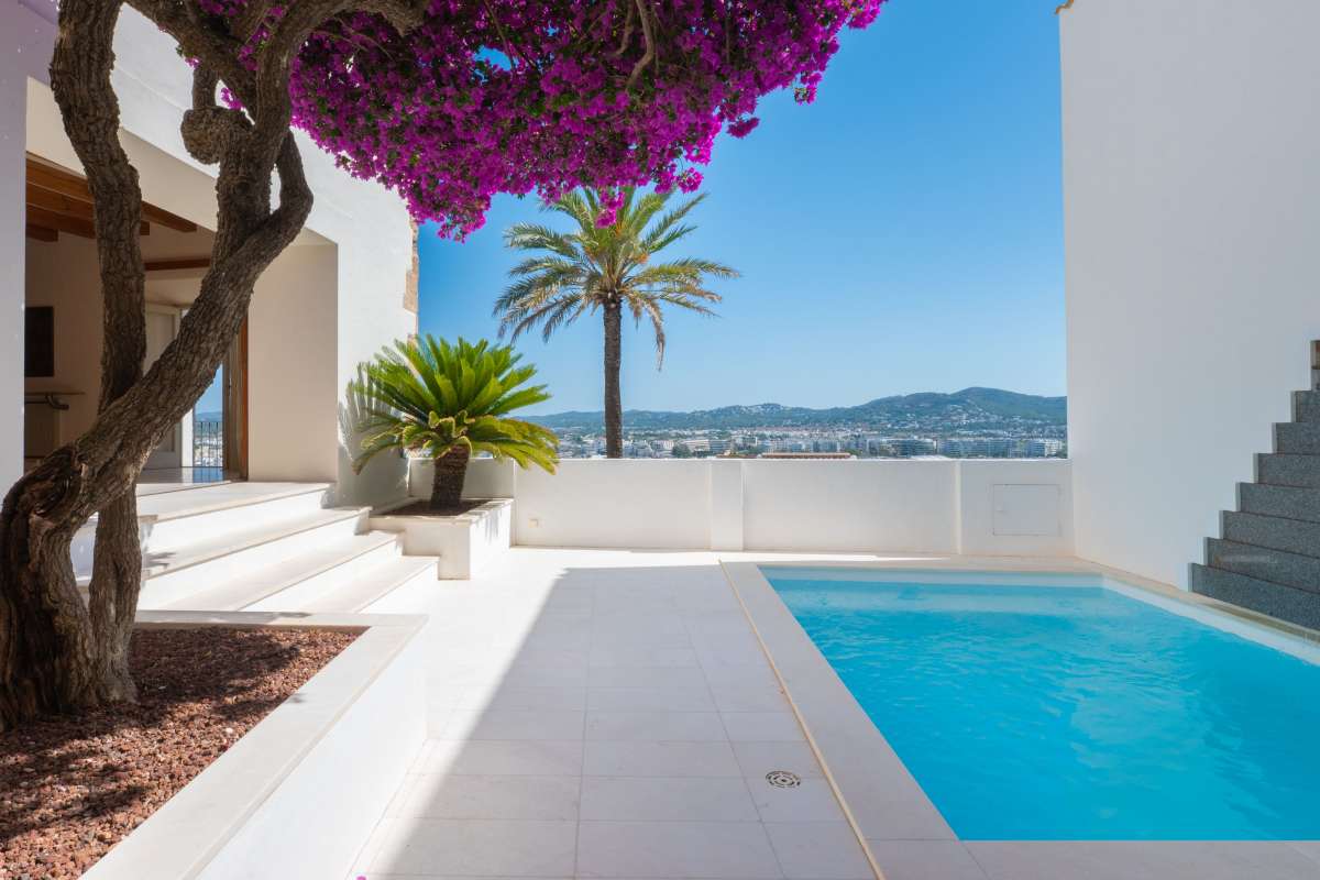 DP-91-751175-6 Villa for sale in Dalt Vila