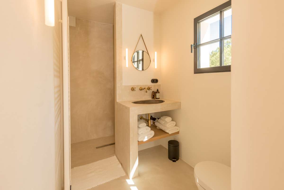 DP-91-753780-16 Villa for sale in Cala Tarida