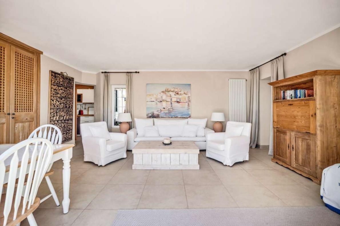 Villa for sale in Santa Eulalia
