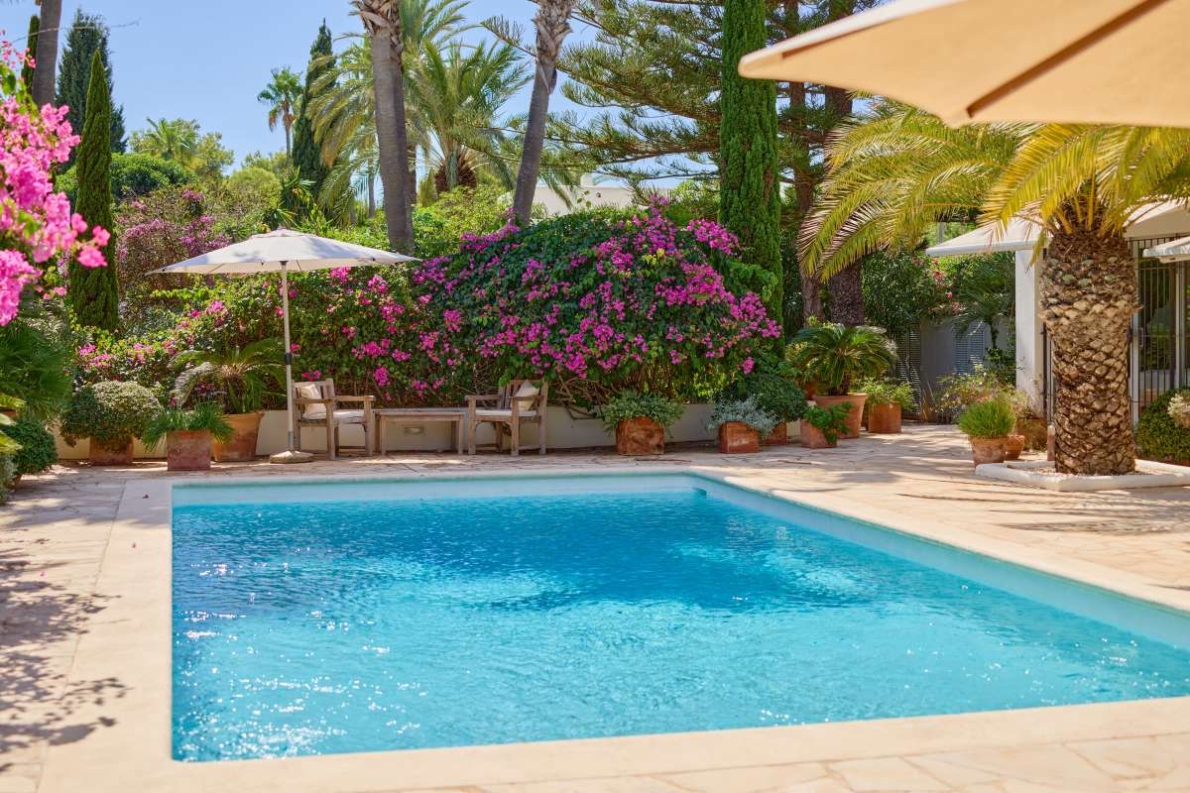 Villa for sale in Santa Eulalia