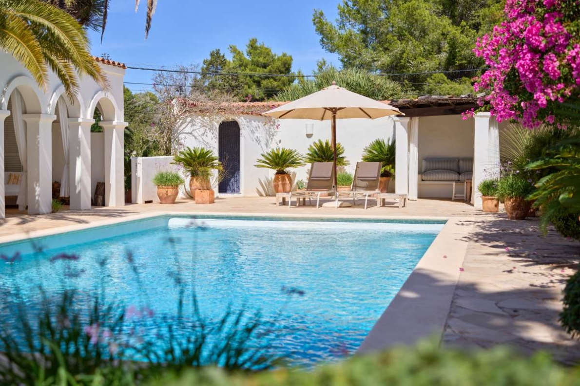 Villa for sale in Santa Eulalia