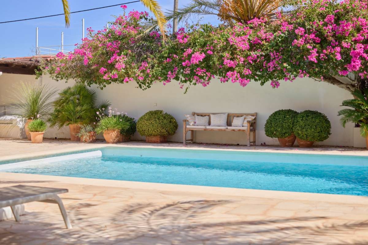 Villa for sale in Santa Eulalia