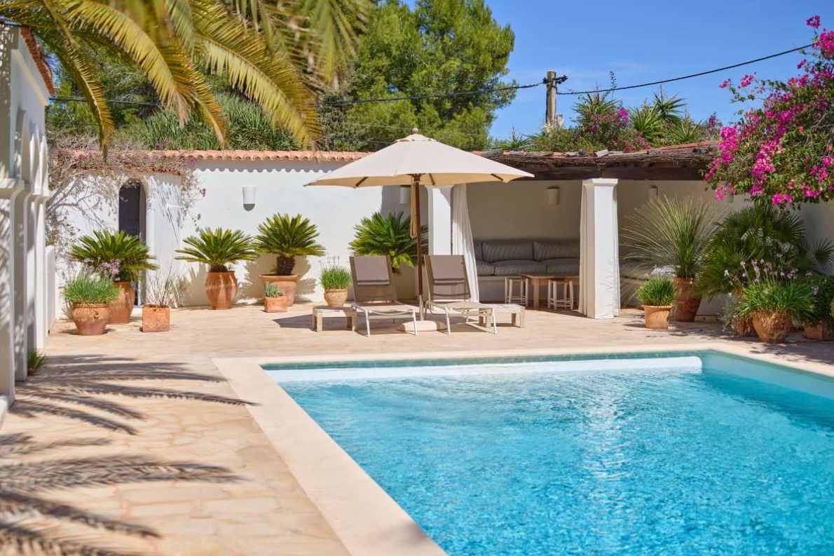 Villa for sale in Santa Eulalia