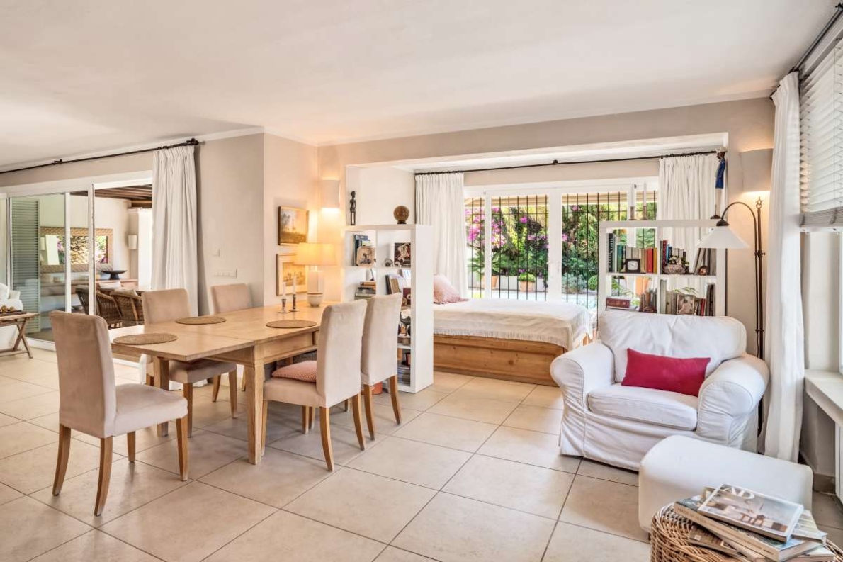 Villa for sale in Santa Eulalia