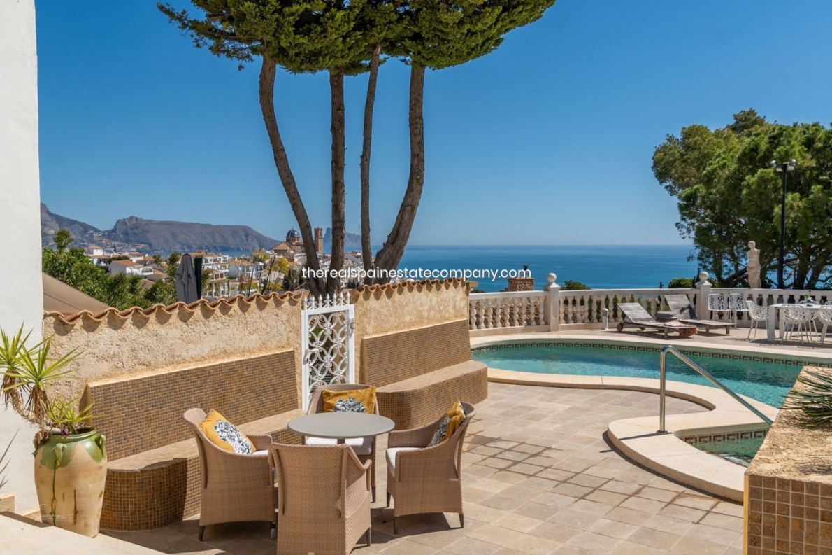 Villa for sale in Altea