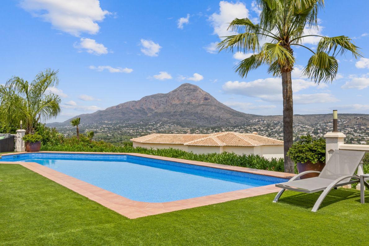Villa for sale in Jávea / Xàbia