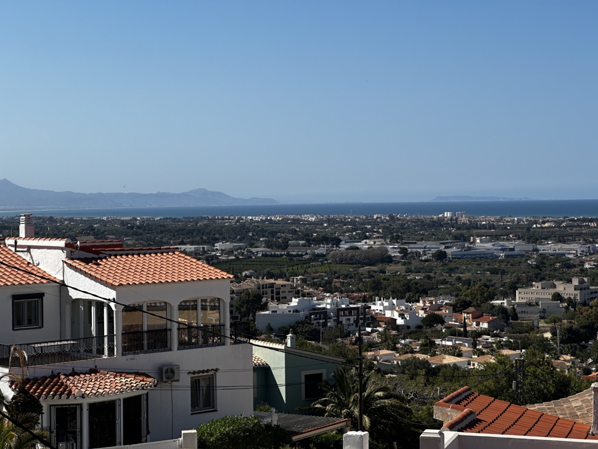 Villa for sale in Dénia