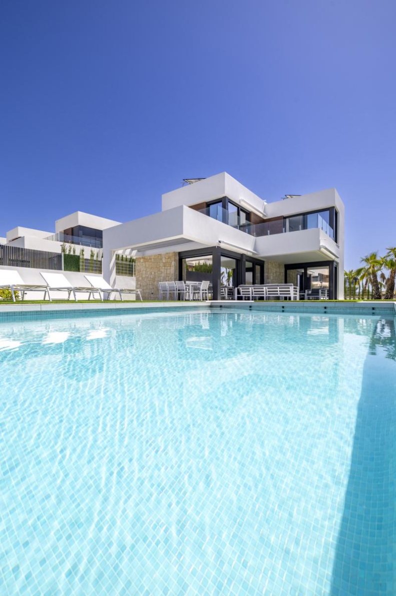 Villa for sale in Finestrat
