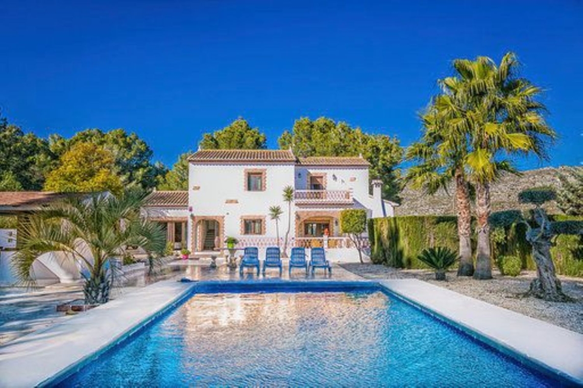 Villa for sale in Teulada