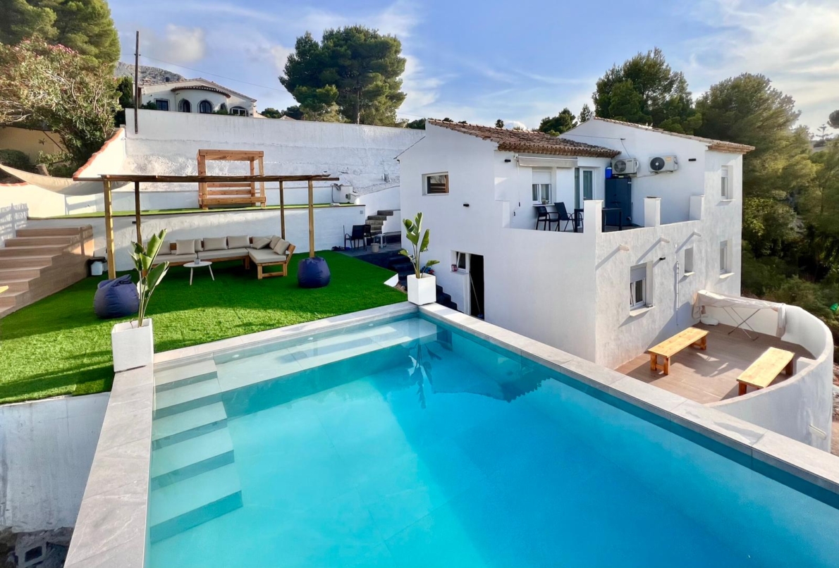 Villa for sale in Dénia