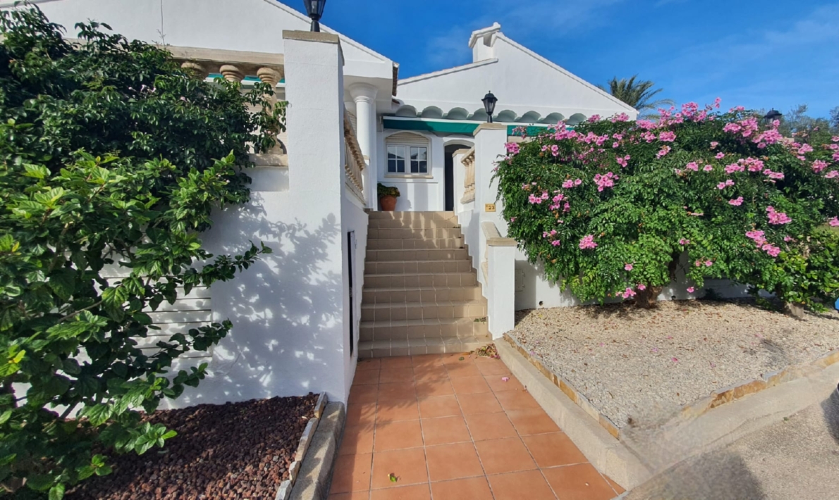 DP-02-ENJ-TH-00035-C-1 Town House for sale in Moraira