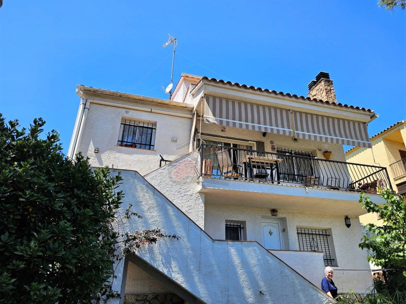 Villa for sale in Calonge