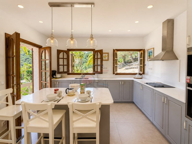 DP-37-916-MAM-14 Villa for sale in Calonge