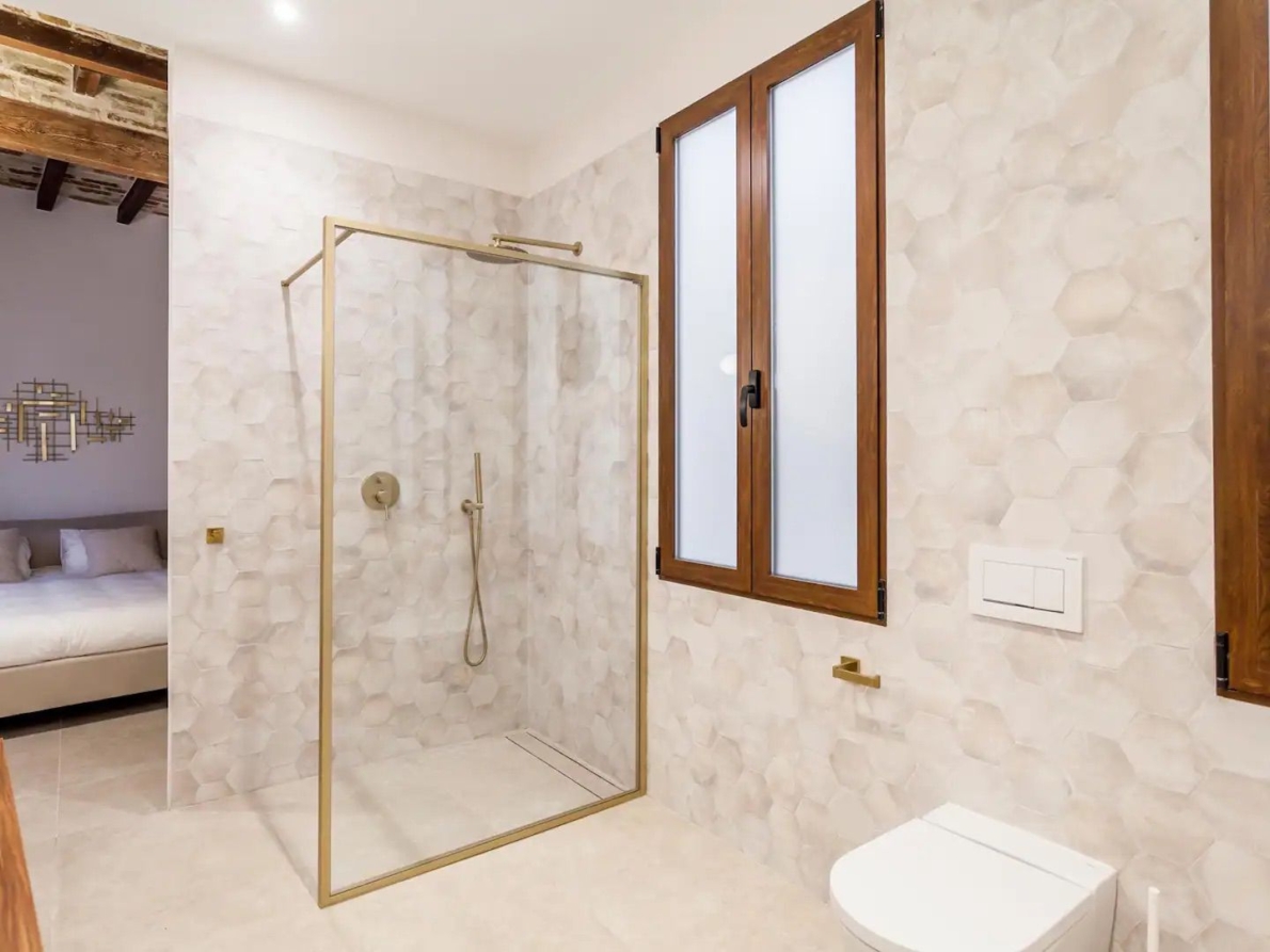 Renovated apartment Valencia city (14) Renovated apartment for sale in Valencia city