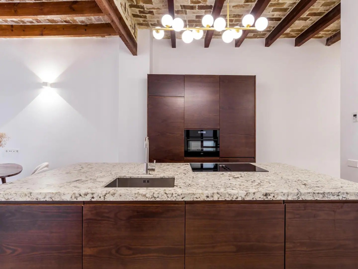 Renovated apartment Valencia city (5) Renovated apartment for sale in Valencia city