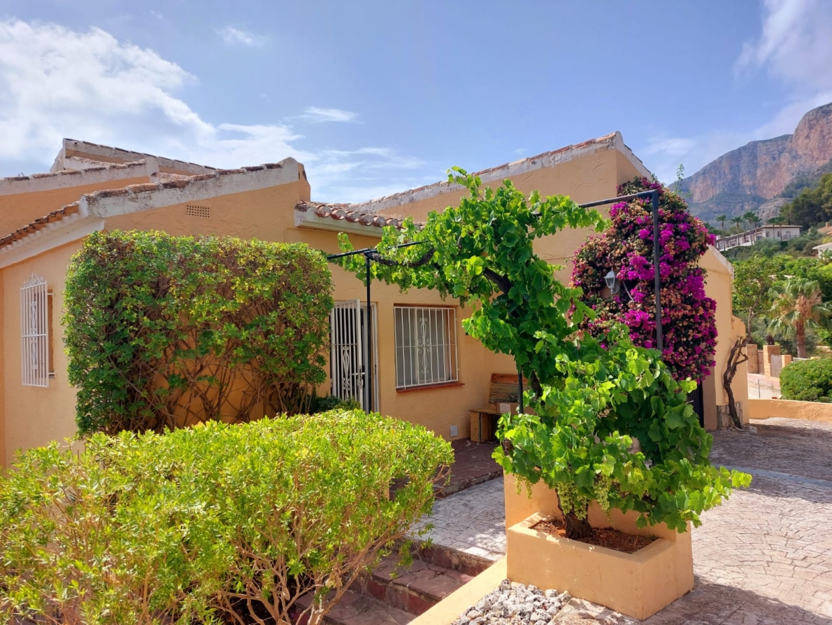 Villa for sale in Jávea / Xàbia
