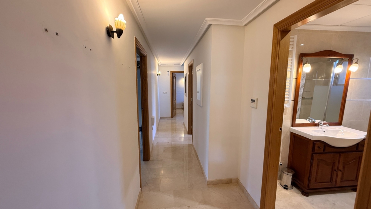 Villa for sale in Hondón de las Nieves