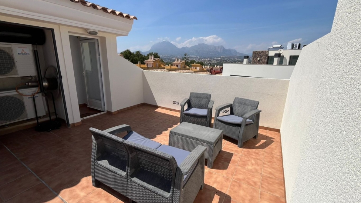 Villa for sale in Albir