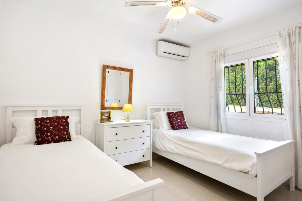 DP-02-ENJ-VI-00381-D-18 Villa for sale in Jávea / Xàbia