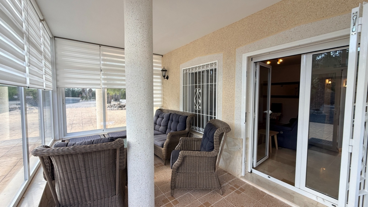 Villa for sale in Hondón de las Nieves