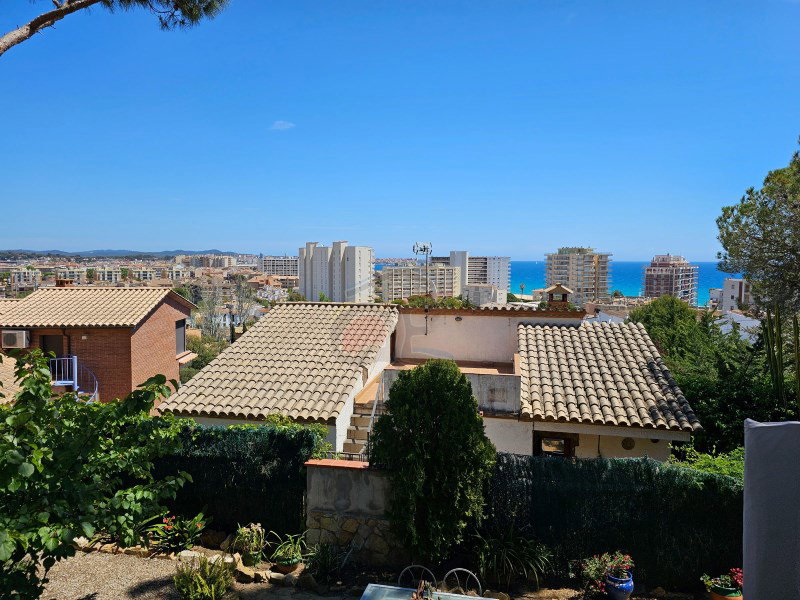 Villa for sale in Calonge