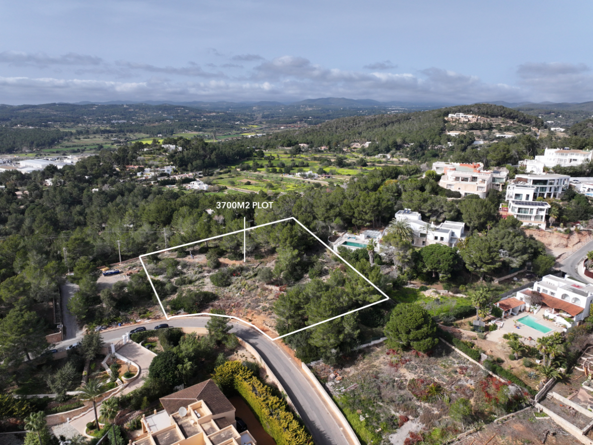 Land for sale in Can Furnet