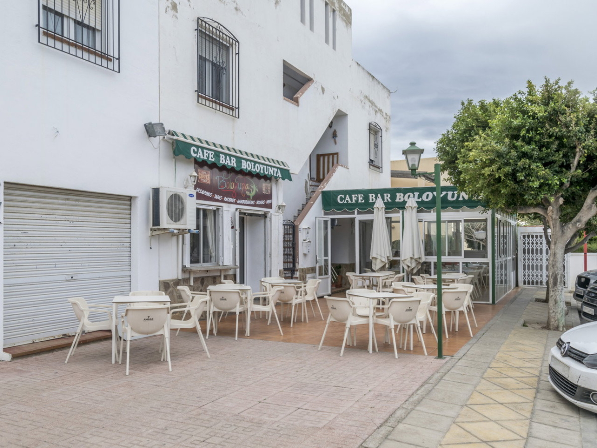 commercial property for sale in Garrucha