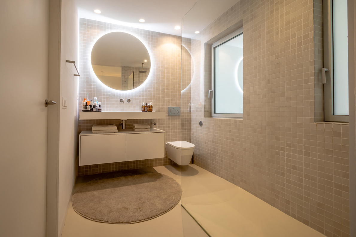 Renovated apartment with terrace for sale in Valencia city – Ruzafa