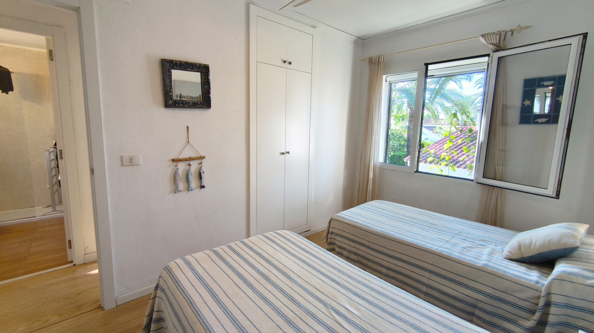 Townhouse for sale in Denia
