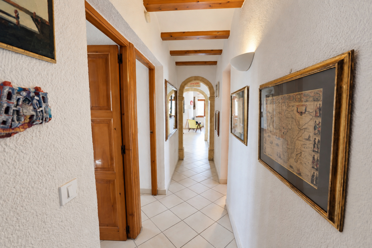 Villa for sale in Xàbia