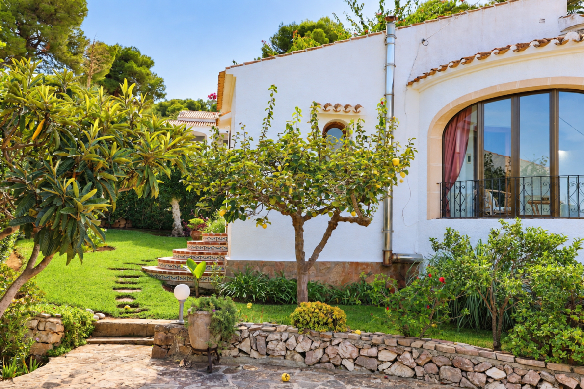 Villa for sale in Xàbia