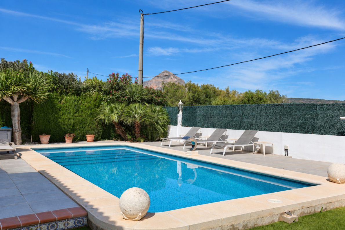 Villa for sale in Xàbia