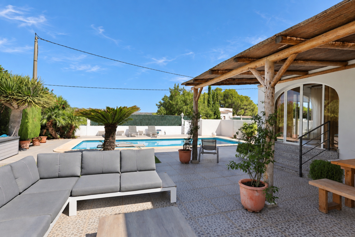 Villa for sale in Xàbia