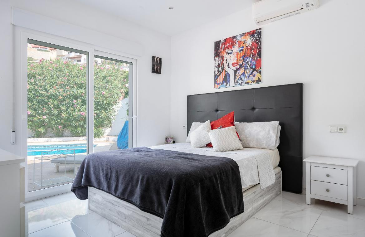 Villa for sale in Xàbia