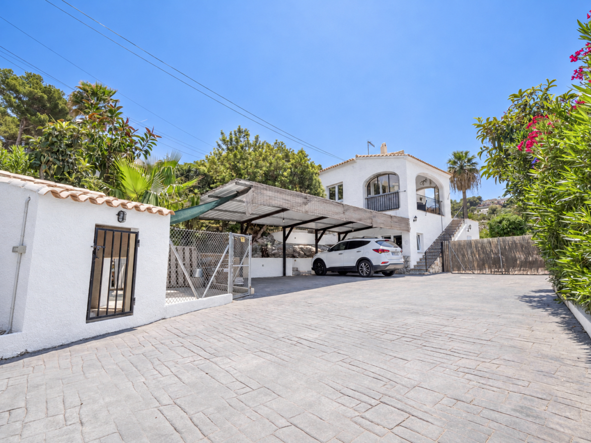 Villa for sale in Xàbia