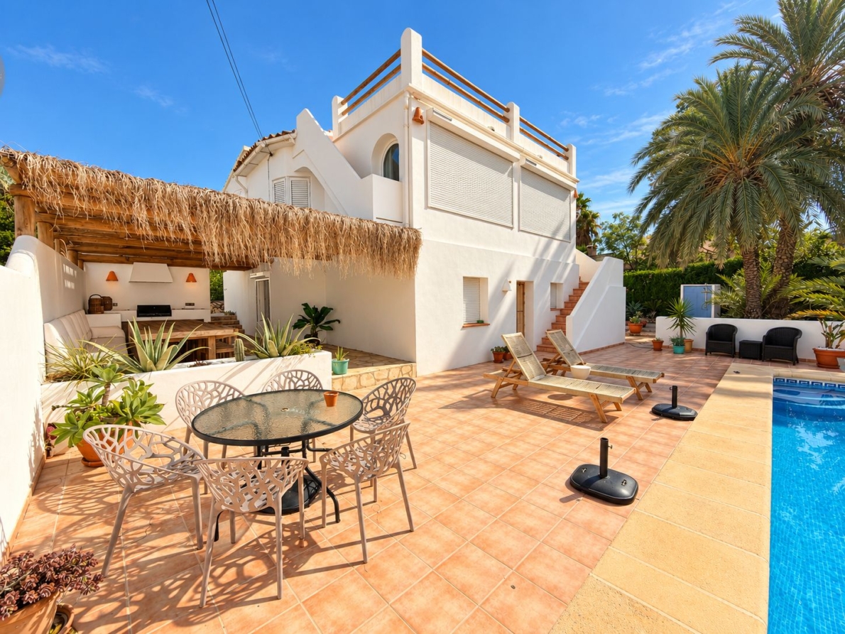 Villa for sale in Moraira