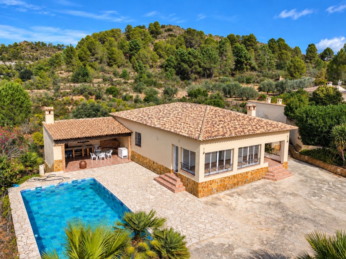 Villa for sale in Cuatretonda