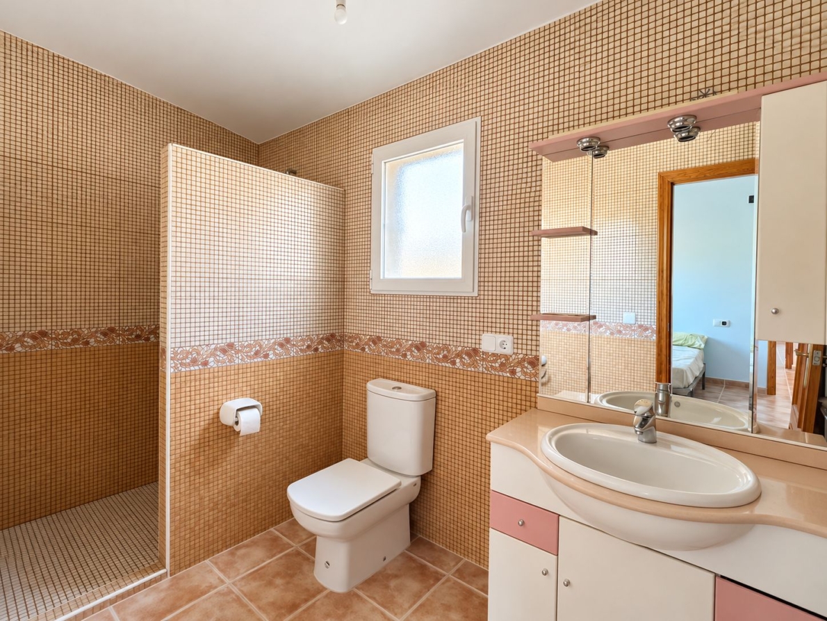 Villa for sale in Cuatretonda
