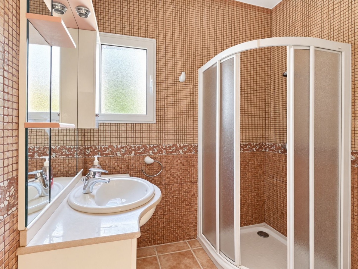Villa for sale in Cuatretonda