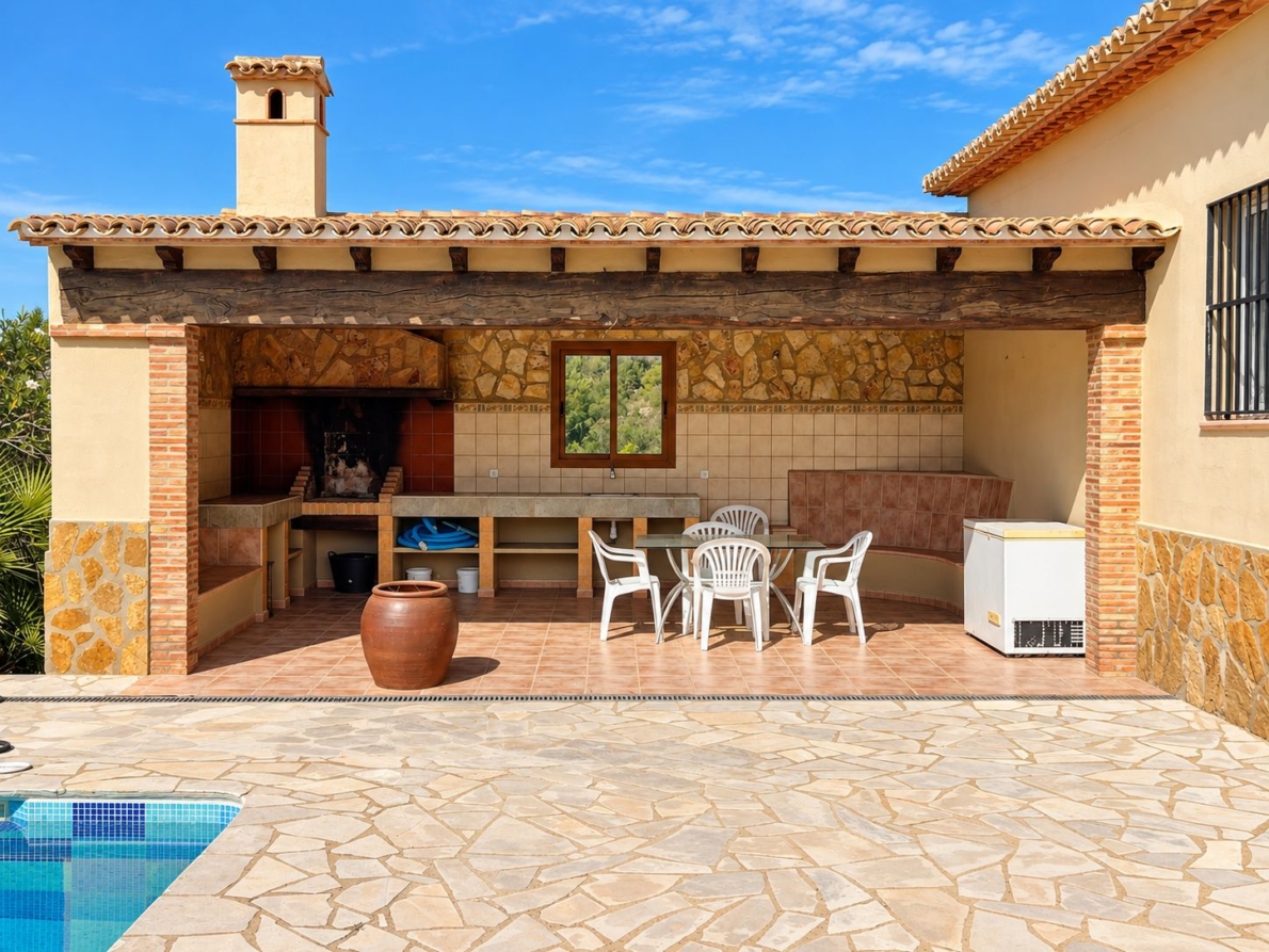 Villa for sale in Cuatretonda