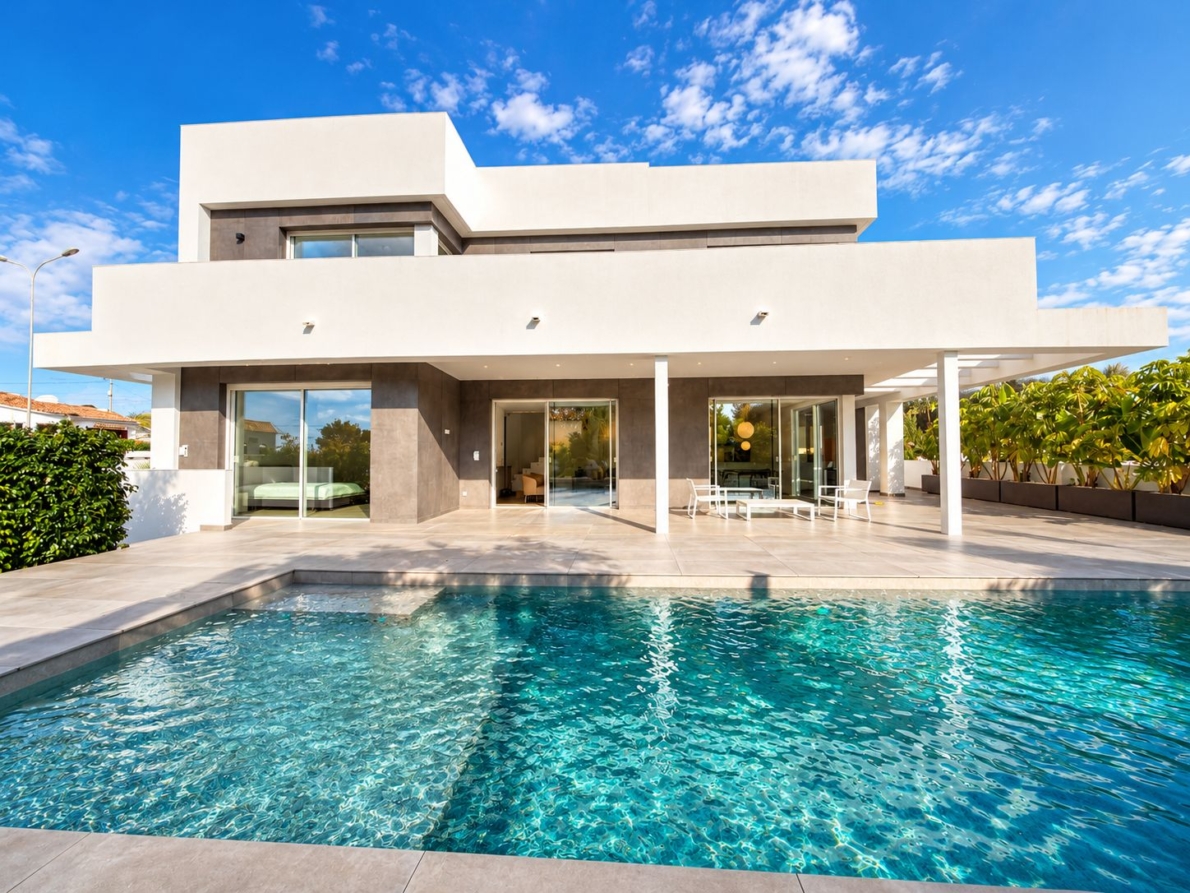 Villa for sale in Moraira