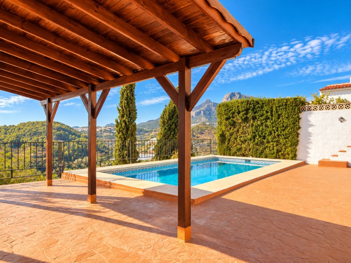 Villa for sale in Callosa de Ensarriá